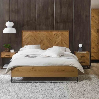 Riley Rustic Oak