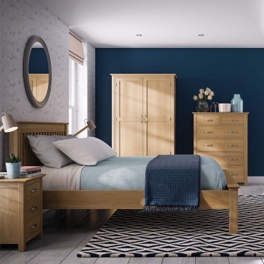 Lynton Oak Bedroom