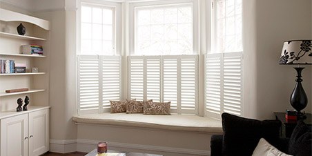 American Shutters is the leading supplier of window shutters in the south of England, with a friendly and professional service that consistently gets 5 star reviews.
Every shutter they produce is a bespoke product - precisely measured, made to order and fitted by professionals.
Choose your perfect colour, material, shape and finish and the American Shutters team will then work their magic!