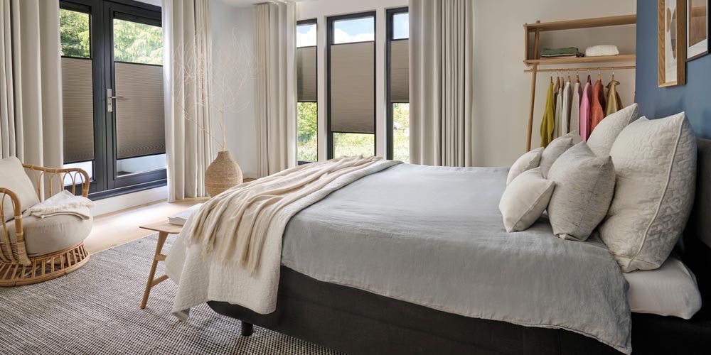 Enjoy effortless control with smart or electric blinds with PowerView® automation. Operate using a remote, app on your phone or voice activation.

Keep your home cool and comfortable by scheduling your blinds to open and close at set times.
An effortless solution for hard-to-reach windows or rooms with large expanses of glass.
Increase home security by programming your blinds to open and close while you’re not at home.
The blinds can Integrate with smart thermostats and platforms.
Elegant and inherently child-sage with no cords or chains.
