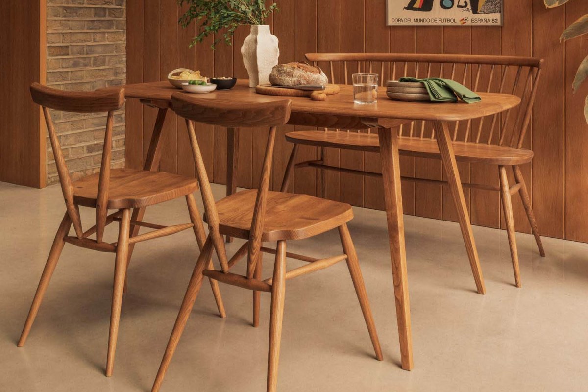Ercol Loveseat Ercol Loveseat