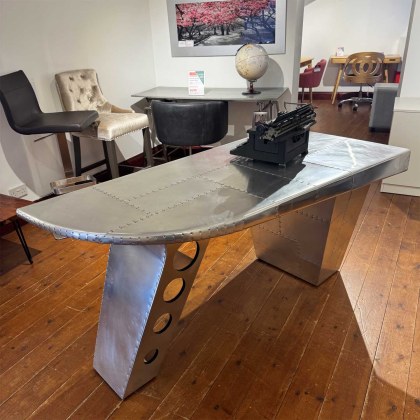 Showroom Clearance: Aviator Half Wing Desk