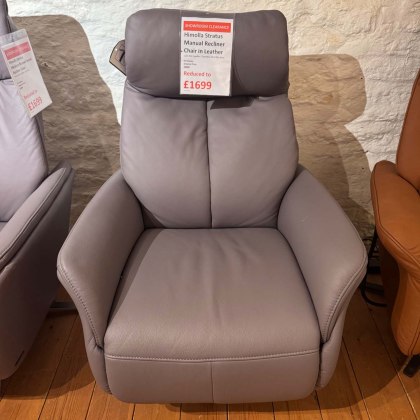 Showroom Clearance: Himolla Stratus Medium Manual Swivel Recliner Chair with Disc Base