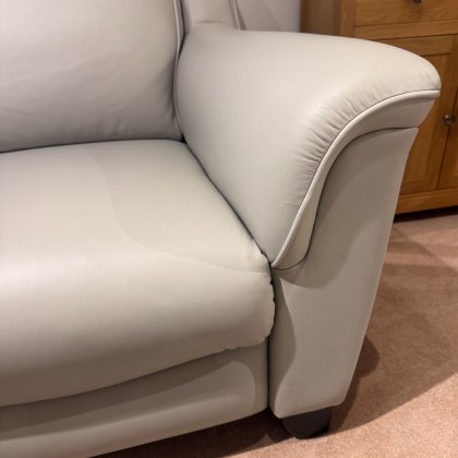 Showroom Clearance: Parker Knoll Manhattan 3 Seater Double Power Recliner Sofa