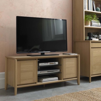 Ibsen Oak Entertainment Unit Ibsen Oak Entertainment Unit