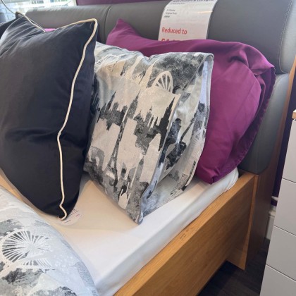 Showroom Clearance: Disselkamp CD Studioline 88539 5ft Bedframe with Drawers & Lights