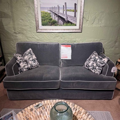 Showroom Clearance: Collins & Hayes Cooper Medium Loose Cover Sofa & Snuggler