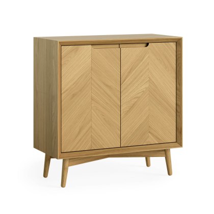 Chisholm Oak Cupboard Chisholm Oak Cupboard