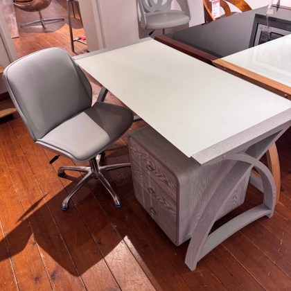 Showroom Clearance: Poise 130cm Wide Laptop Desk with 211 Office Chair & Mobile Chest