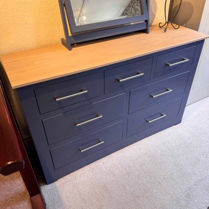 Showroom Clearance: 305A Middleton 4+3 Drawer Chest Showroom Clearance: 305A Middleton 4+3 Drawer Chest