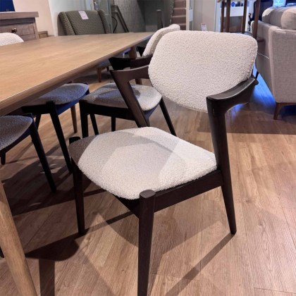 Showroom Clearance: Tabula 180cm Dining Table & 4x Amarante Dining Chairs