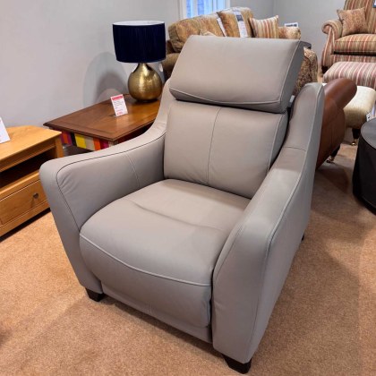 Showroom Clearance: Parker Knoll Berkeley Fixed Armchair
