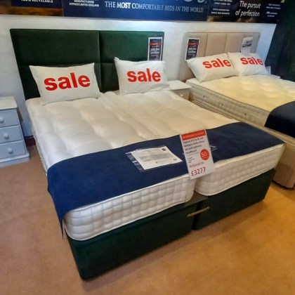 Showroom Clearance: Hypnos 6ft Zip & Link Bathgate Ortho Divan Set with Gabriella Headboard