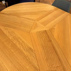 Showroom Clearance: Skovby SM33 Solid Oak Round Extending Dining Table