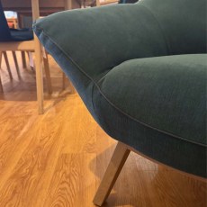 Showroom Clearance: ROM Rico Queen Chair