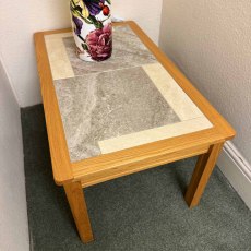 Showroom Clearance: Anbercraft Beaumont BMT03D Small Coffee Table with Oak Tile Top