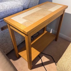 Showroom Clearance: Anbercraft Beaumont BMT11 Oak Sofa End Table with Brecon Tile Top Showroom Clearance: Anbercraft Beaumont BMT11 Oak Sofa End Table with Brecon Tile Top