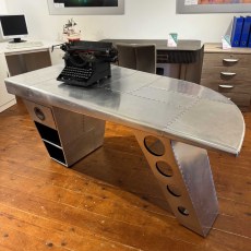 Showroom Clearance: Aviator Half Wing Desk