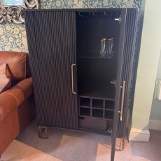 Showroom Clearance: Bargate Drinks Cabinet