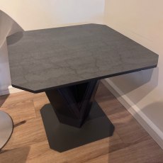 Showroom Clearance: Budoni Side Table