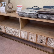 Showroom Clearance: Sandakan 90065 Entertainment Unit