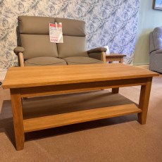 Showroom Clearance: Warwick Oak WN28S Coffee Table with Shelf