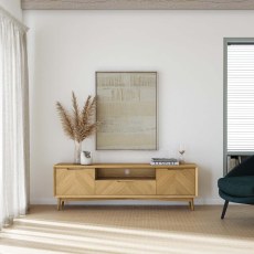 Chisholm Oak Large Media Unit