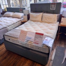 Showroom Clearance: Vispring 5ft Herald Superb 2+2 Drawer Divan Set with Achilles Headboard Showroom Clearance: Vispring 5ft Herald Superb 2+2 Drawer Divan Set with Achilles Headboard