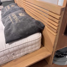 Showroom Clearance: 5ft Yoshino Bedframe