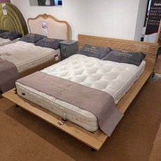 Showroom Clearance: 5ft Yoshino Bedframe Showroom Clearance: 5ft Yoshino Bedframe