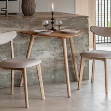 Hertford Small Triangular Dining Table in Natural Oak