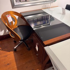 Showroom Clearance: Poise 130cm Wide Laptop Desk with 606 Leather Office Chair & 3 Drawer Chest Showroom Clearance: Poise 130cm Wide Laptop Desk with 606 Leather Office Chair & 3 Drawer Chest