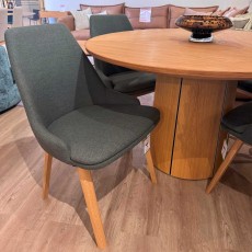 Showroom Clearance: Skovby SM33 Extending Dining Table & 4x SM816 Upholstered Dining Chairs