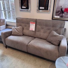 Showroom Clearance: Fama Avalon 210cm Recliner Sofa Showroom Clearance: Fama Avalon 210cm Recliner Sofa