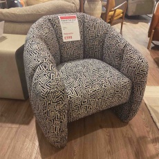 Showroom Clearance: Bagnoli Tub Chair Showroom Clearance: Bagnoli Tub Chair