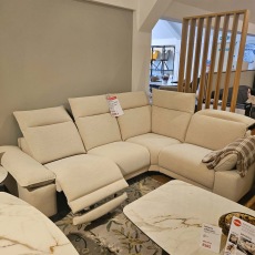 Showroom Clearance: ROM Sereno Corner Sofa with Power Recliner Showroom Clearance: ROM Sereno Corner Sofa with Power Recliner