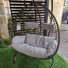 Showroom Clearance: Alnwick Large Hanging Chair