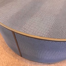 Showroom Clearance: 7532 Classio Coffee Table