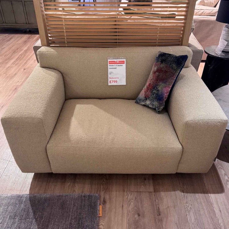 Showroom Clearance: Vesta 1.5 Seater Loveseat Showroom Clearance: Vesta 1.5 Seater Loveseat