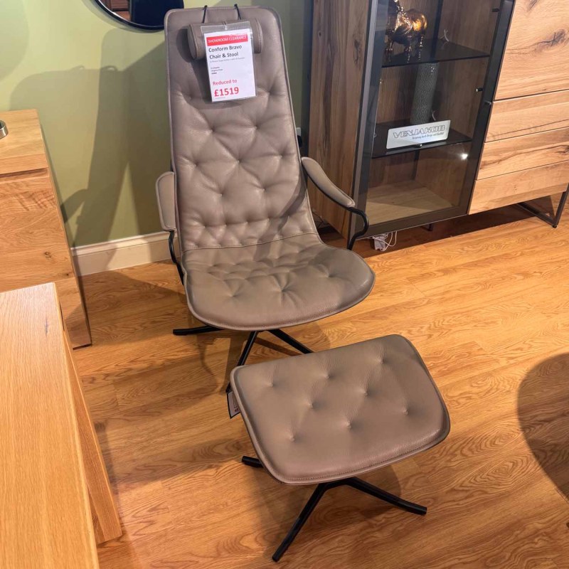 Showroom Clearance: Conform Bravo Chair & Stool Showroom Clearance: Conform Bravo Chair & Stool