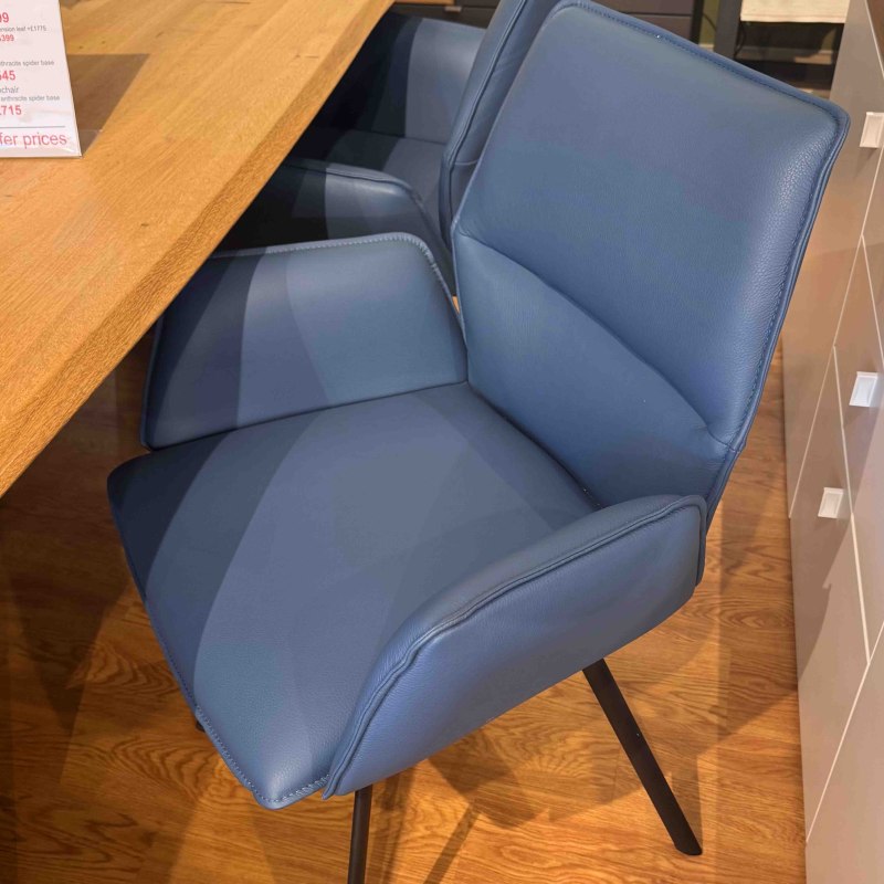 Showroom Clearance: Venjakob Carola Dining Chairs x6 Showroom Clearance: Venjakob Carola Dining Chairs x6