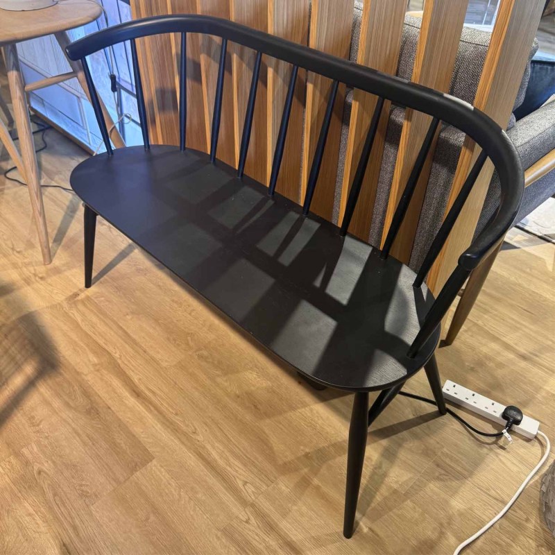 Showroom Clearance: Ercol Heritage 4342 Loveseat Showroom Clearance: Ercol Heritage 4342 Loveseat