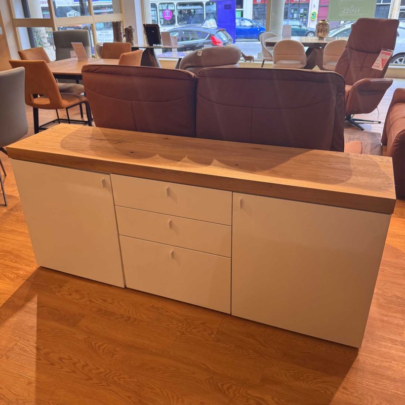 Showroom Clearance: Venjakob D209-3703 Sideboard Showroom Clearance: Venjakob D209-3703 Sideboard