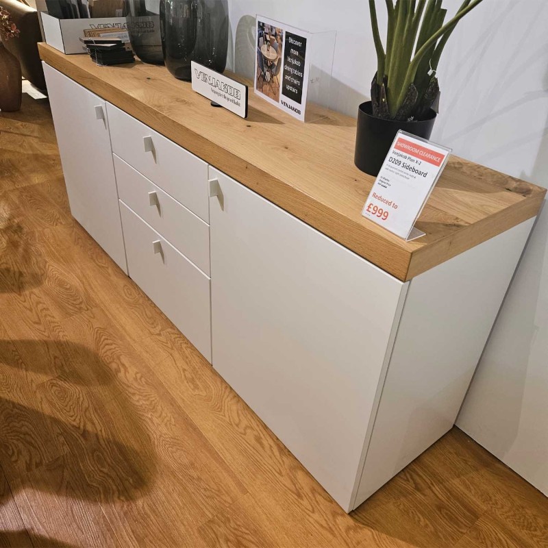 Showroom Clearance: Venjakob D209-3703 Sideboard Showroom Clearance: Venjakob D209-3703 Sideboard