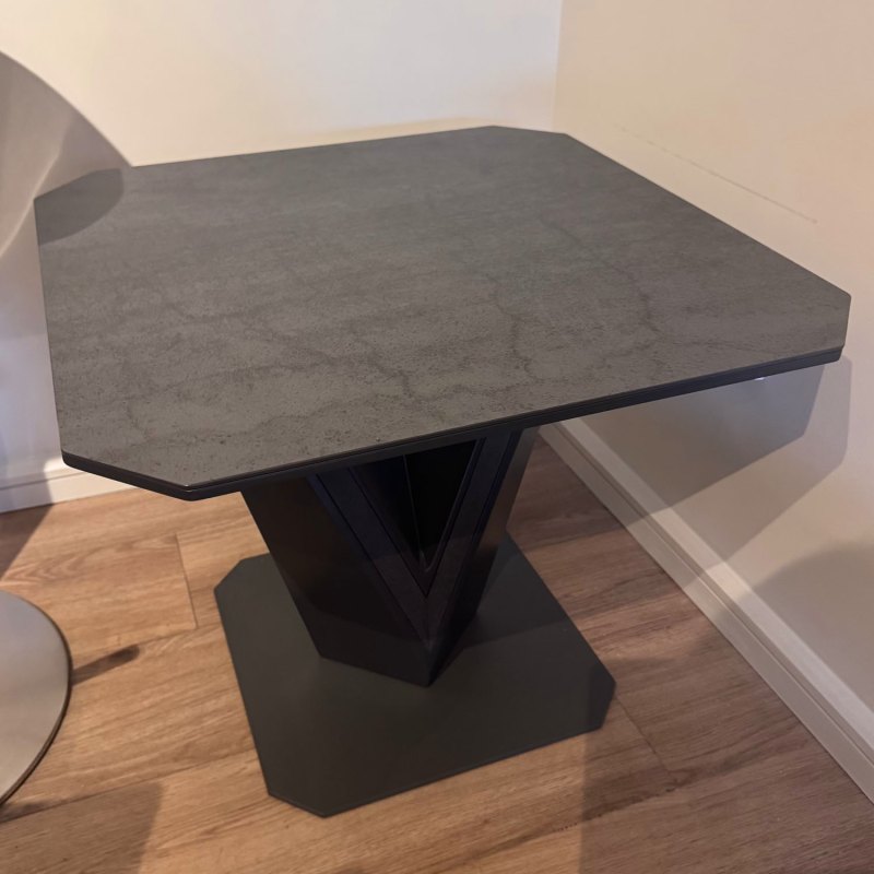 Showroom Clearance: Budoni Side Table Showroom Clearance: Budoni Side Table