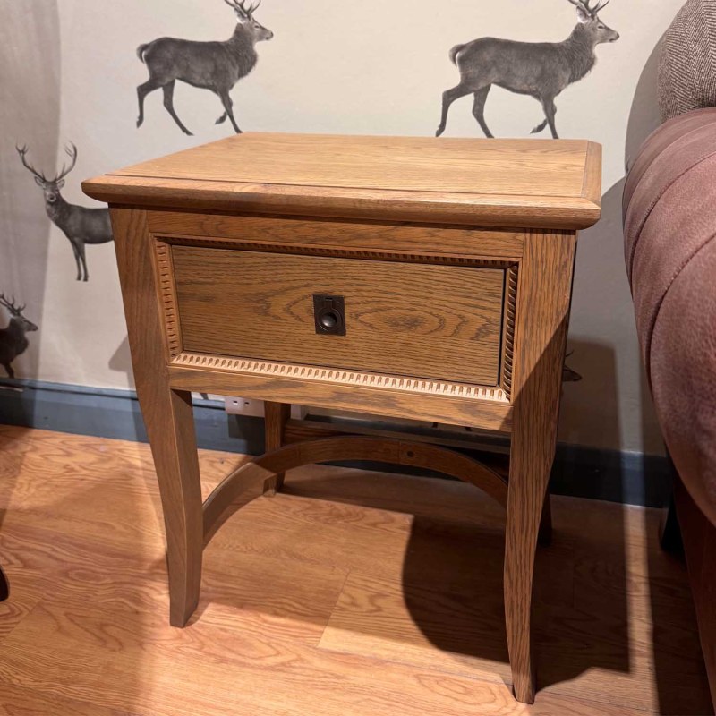 Showroom Clearance: Gilliam Side Table Showroom Clearance: Gilliam Side Table