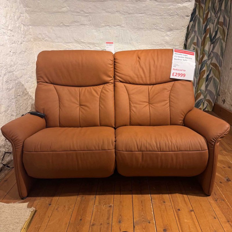 Showroom Clearance: Himolla Lupo Wall-Free 2.5 Seater Electric Recliner Sofa Showroom Clearance: Himolla Lupo Wall-Free 2.5 Seater Electric Recliner Sofa
