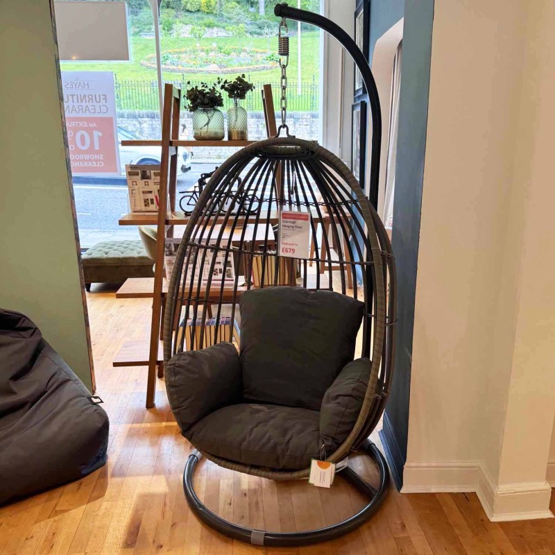 Showroom Clearance: Cranleigh Hanging Chair Showroom Clearance: Cranleigh Hanging Chair