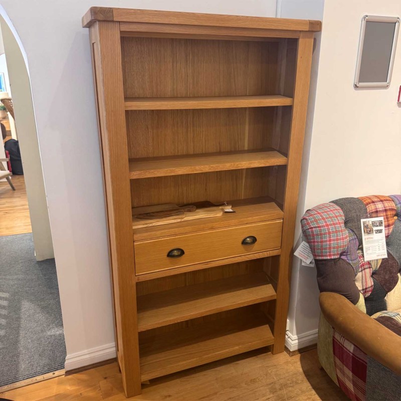 Showroom Clearance: Northleach Large Bookcase Showroom Clearance: Northleach Large Bookcase