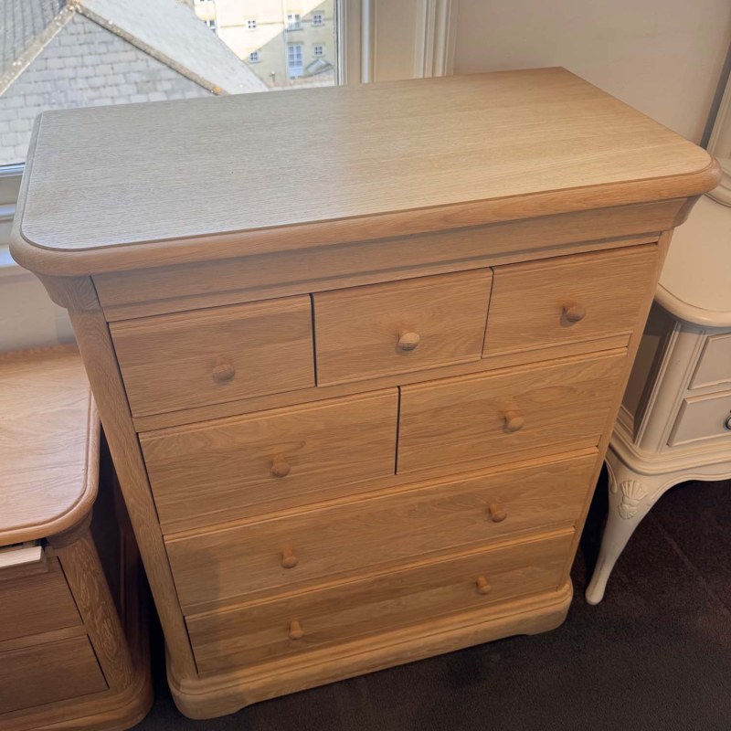 Showroom Clearance: Olivia 805 7 Drawer Chest Showroom Clearance: Olivia 805 7 Drawer Chest